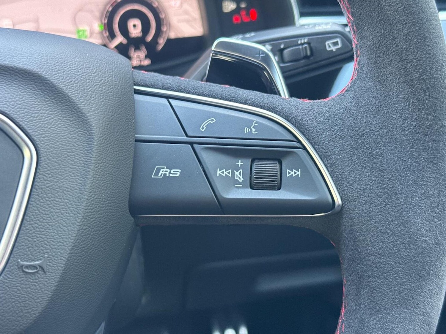 Used Audi RS Q8 2025 for sale - 76159536: Photo 26