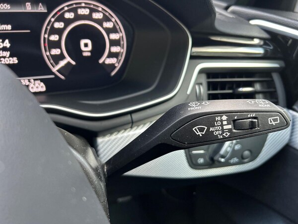 Used Audi RS4 2023 for sale - 76253687: Photo 28