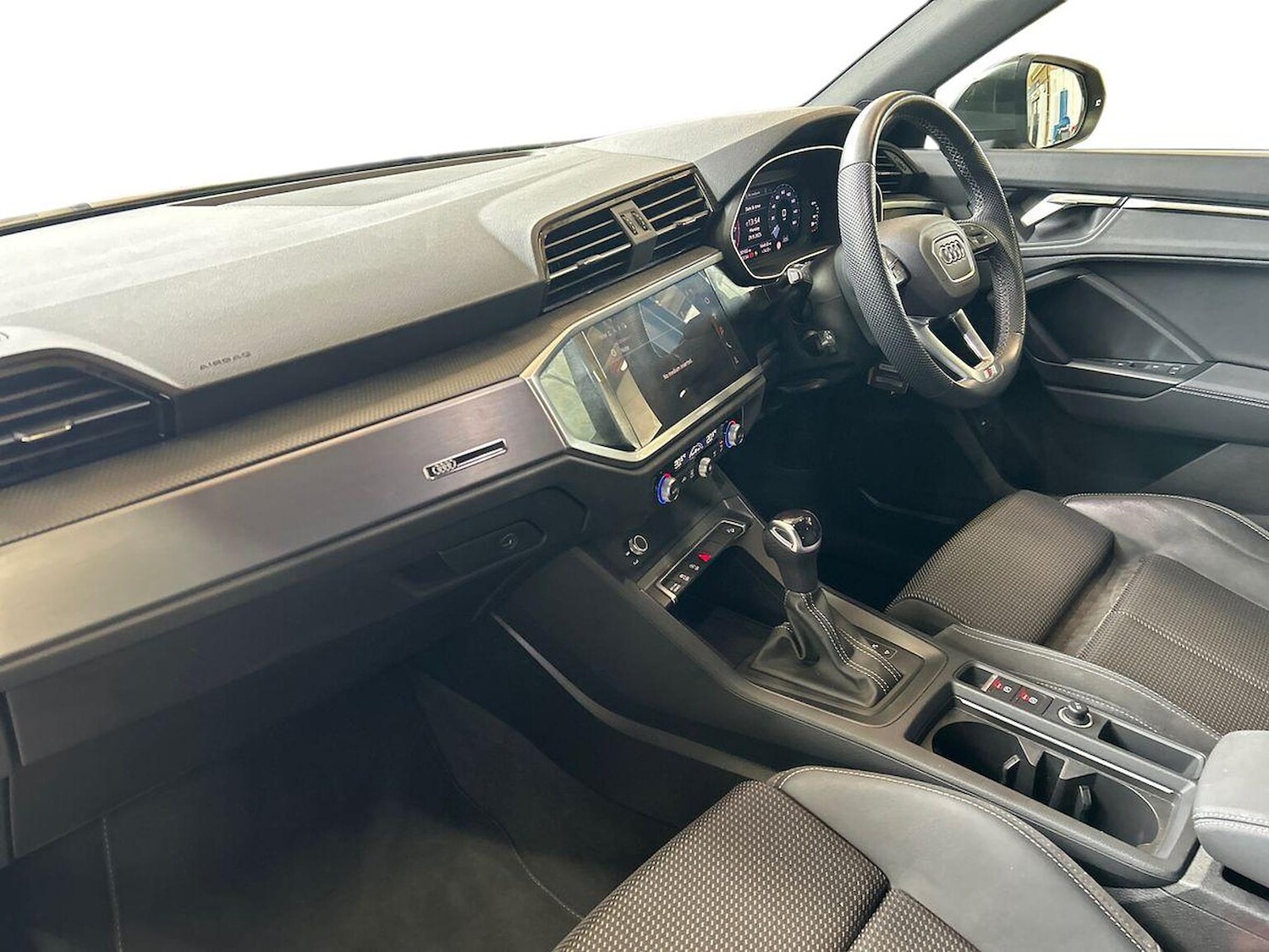 Used Audi Q3 2023 for sale - 76107162: Photo 7