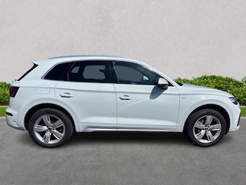 Used Audi Q5 2022 for sale - 75435789: Photo