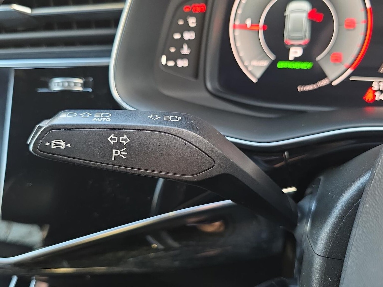 Used Audi Q8 2021 for sale - 76407433: Photo 29