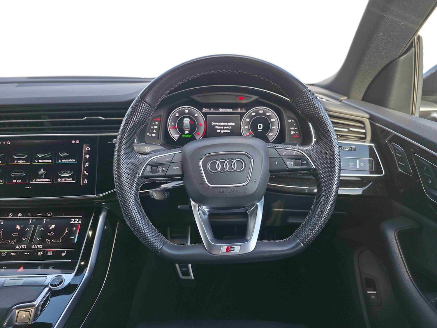 Used Audi Q8 2021 for sale - 76407433: Photo 9