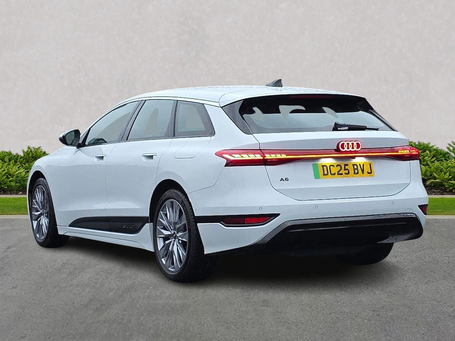 Used Audi A6 2025 for sale - 77813373: Photo 2