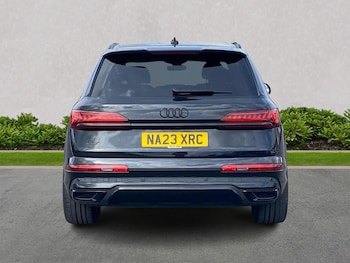 Used Audi Q7 2023 for sale - 79551779: Photo