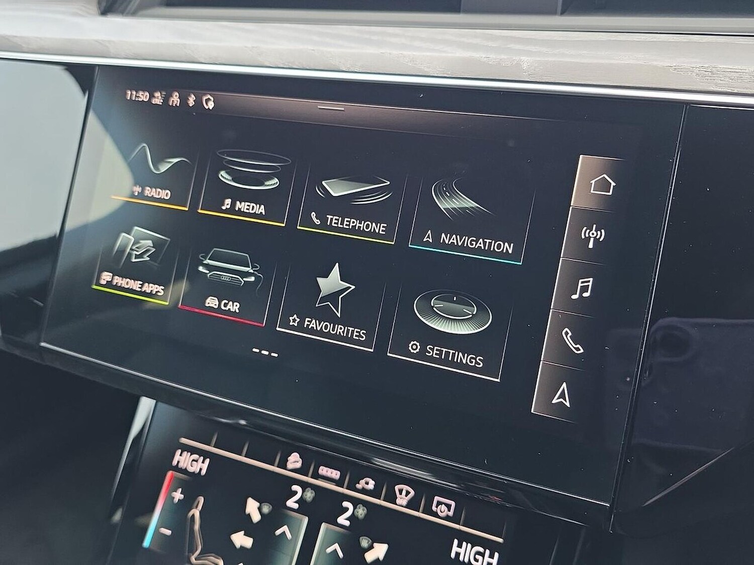 Used Audi e-tron 2022 for sale - 77639260: Photo 11