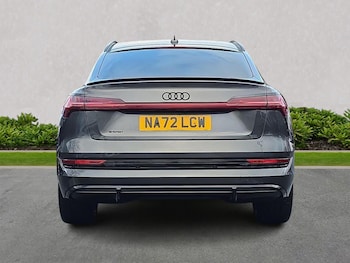 Used Audi e-tron 2022 for sale - 77639260: Photo