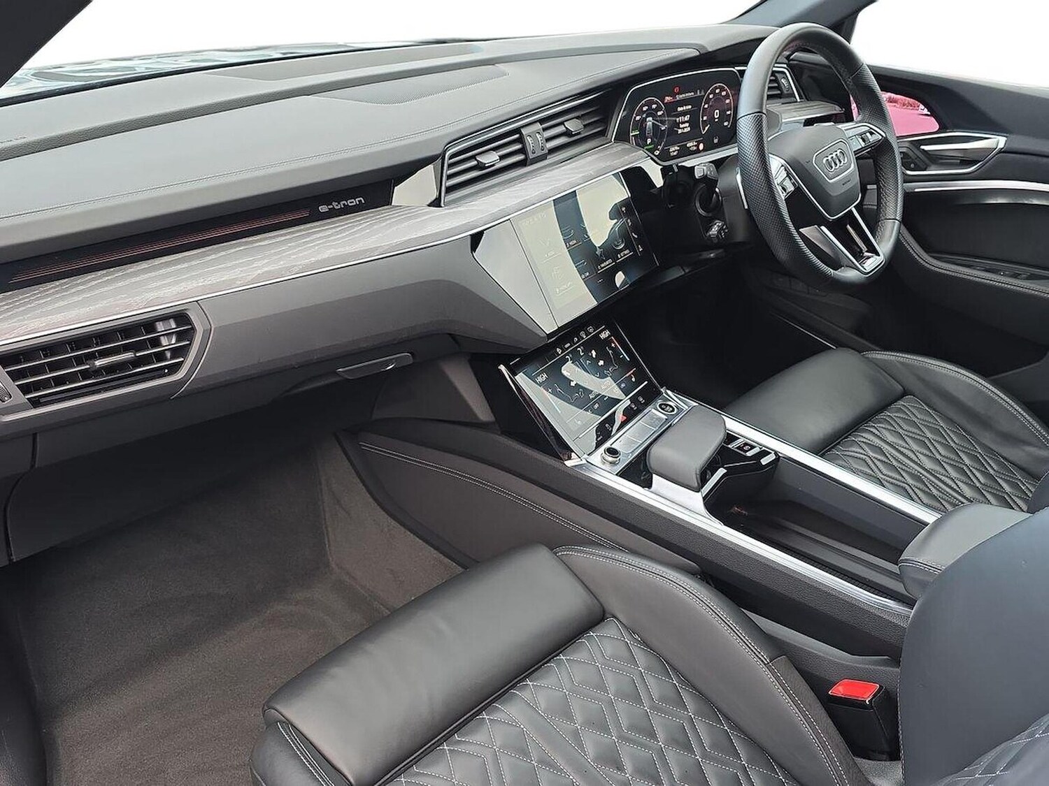 Used Audi e-tron 2022 for sale - 77639260: Photo 7