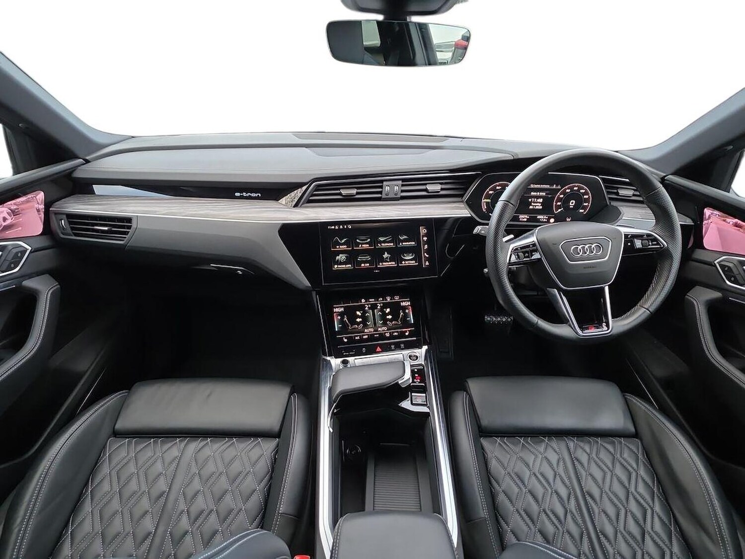 Used Audi e-tron 2022 for sale - 77639260: Photo 8