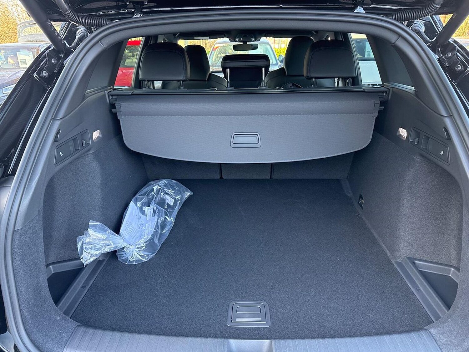 Used Audi Q6 e-tron 2025 for sale - 76422393: Photo 17