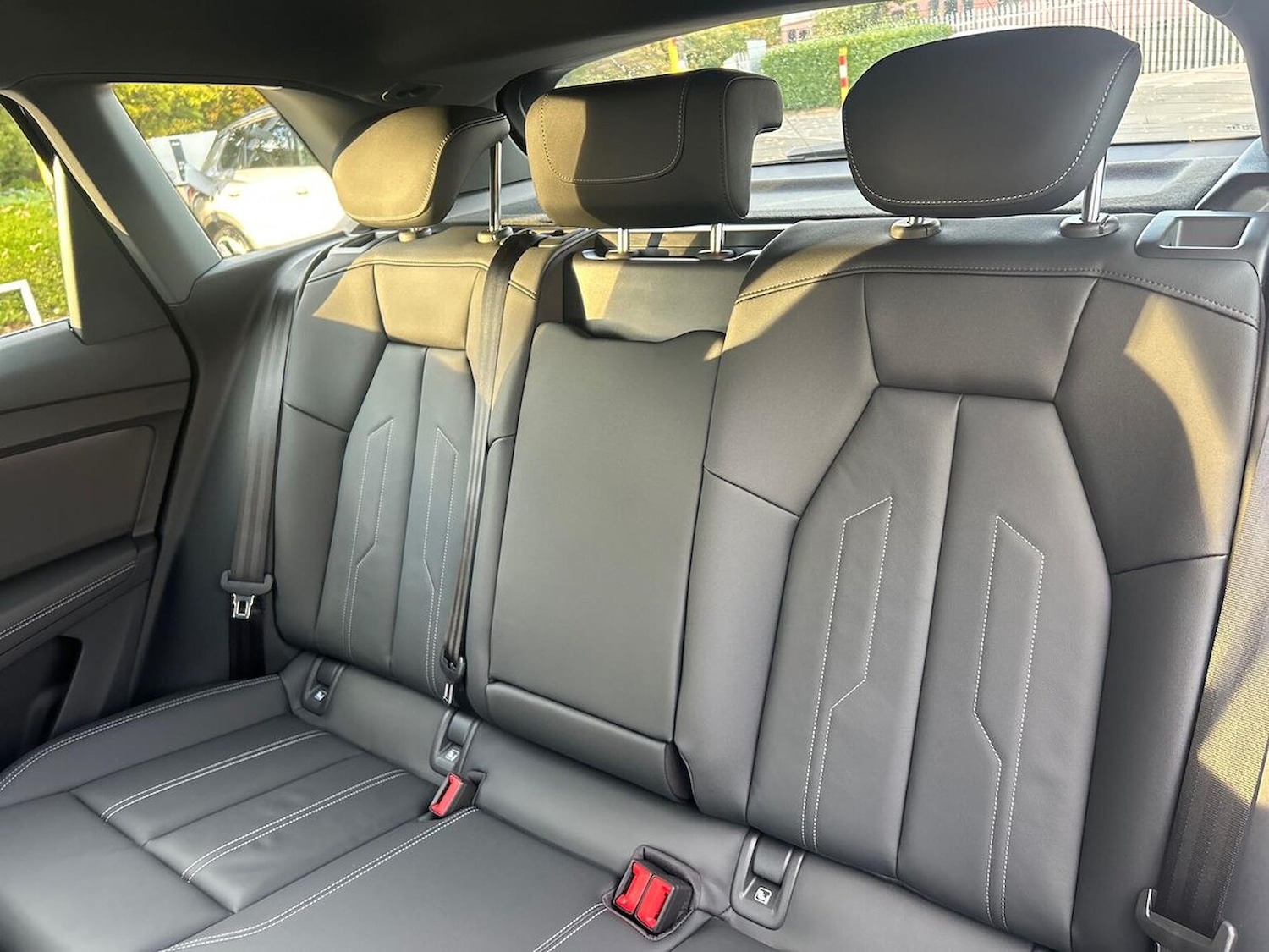 Used Audi Q4 e-tron 2025 for sale - 76757069: Photo 16