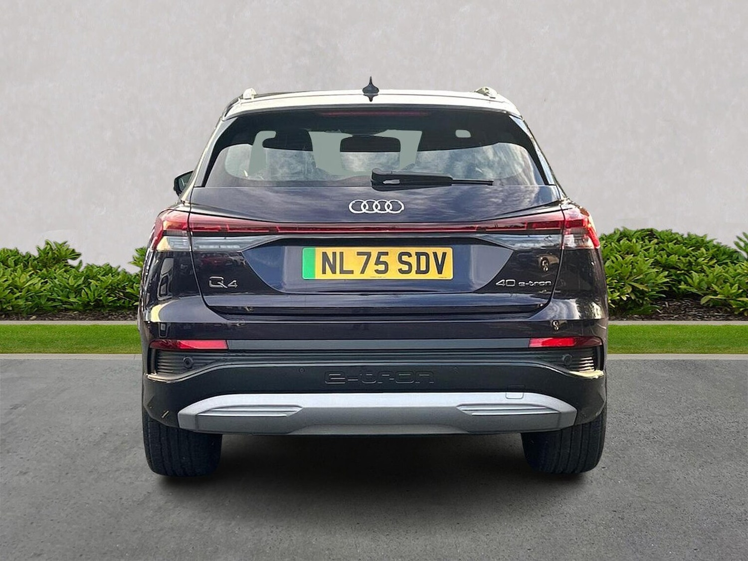 Used Audi Q4 e-tron 2025 for sale - 76757069: Photo 4