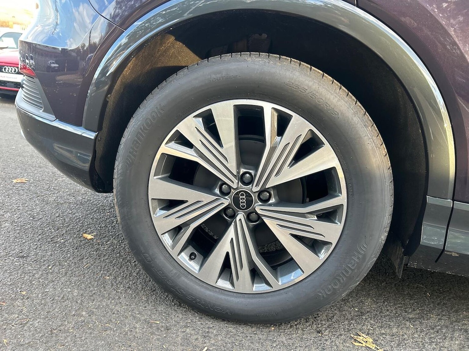 Used Audi Q4 e-tron 2025 for sale - 76757069: Photo 6