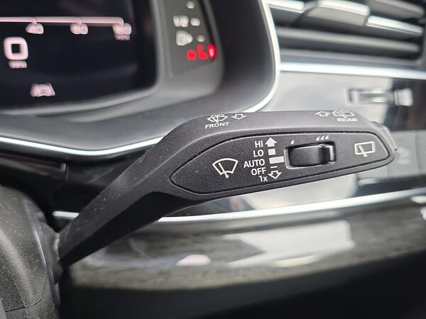 Used Audi Q7 2023 for sale - 76300737: Photo 28