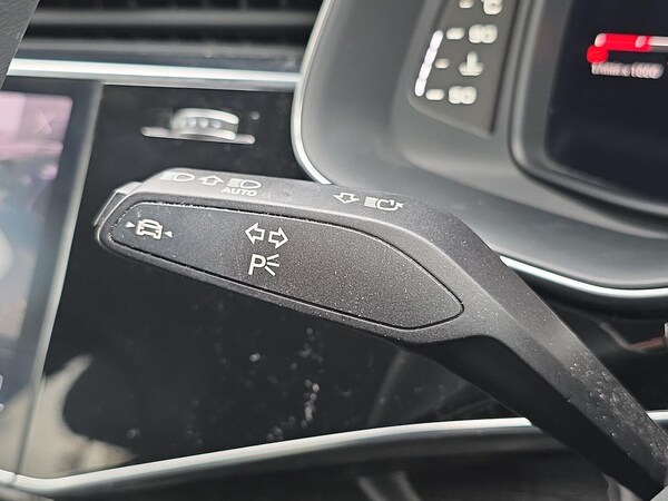 Used Audi Q7 2023 for sale - 76300737: Photo 29