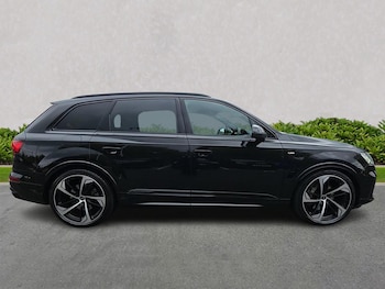 Used Audi Q7 2023 for sale - 76300737: Photo 3
