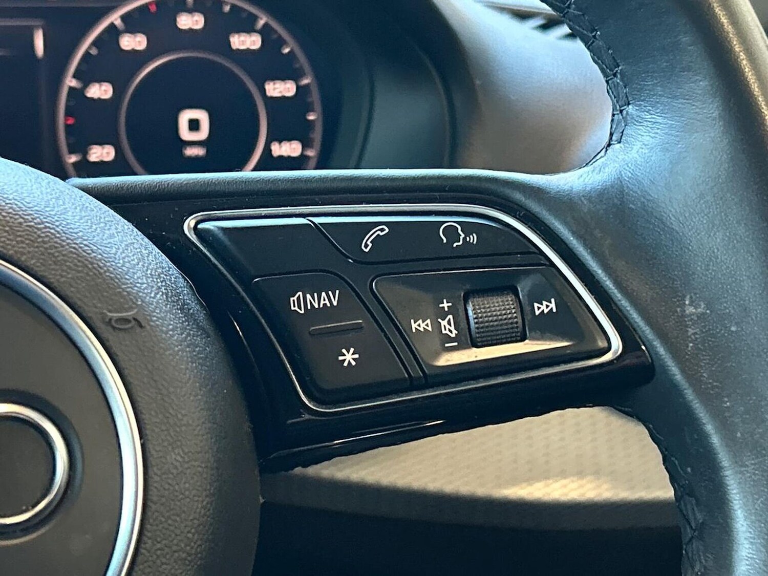 Used Audi Q2 2022 for sale - 76748421: Photo 27