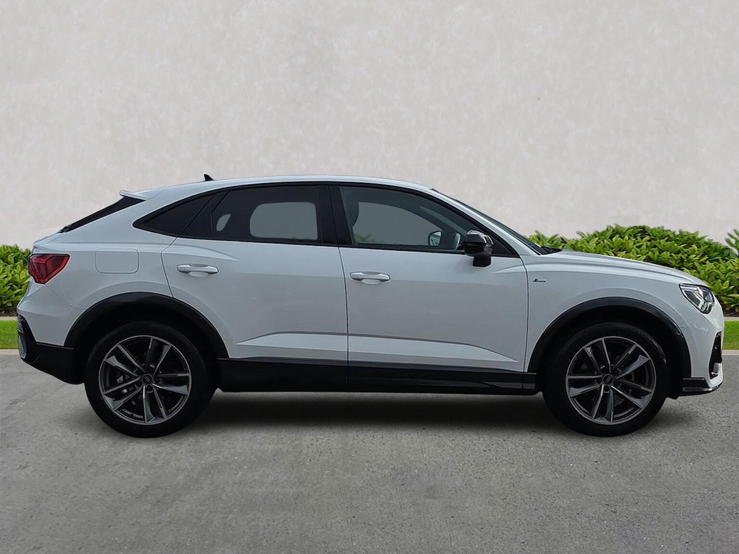 Used Audi Q3 2022 for sale - 76402382: Photo 3