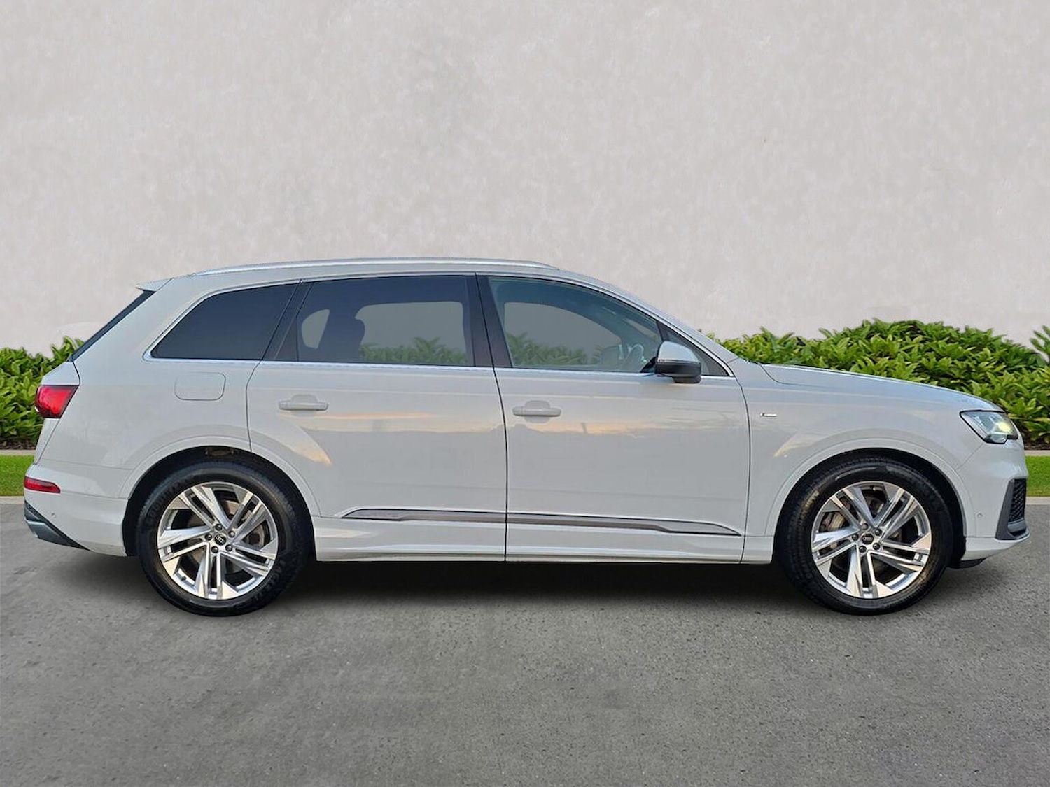 Used Audi Q7 2022 for sale - 76791821: Photo 3