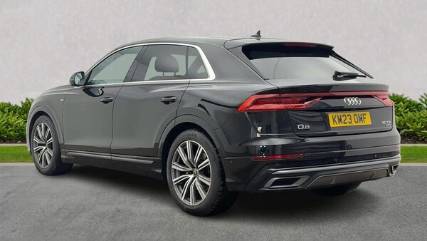 Used Audi Q8 2023 for sale - 75994946: Photo 2