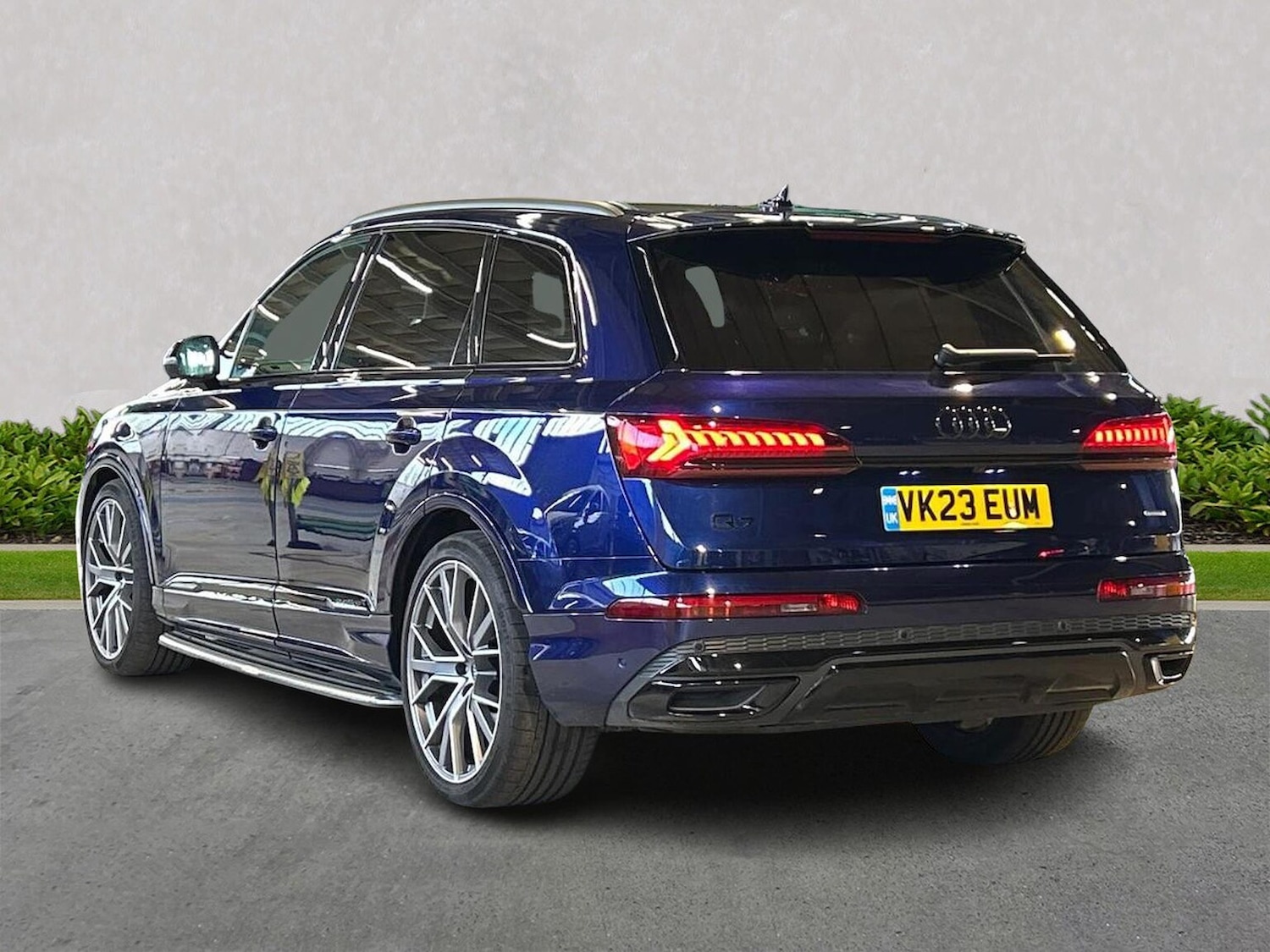 Used Audi Q7 2023 for sale - 78192567: Photo 2