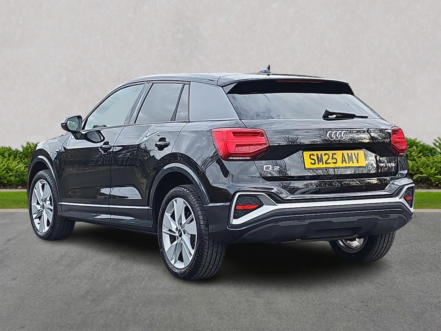 Used Audi Q2 2025 for sale - 78106369: Photo 2