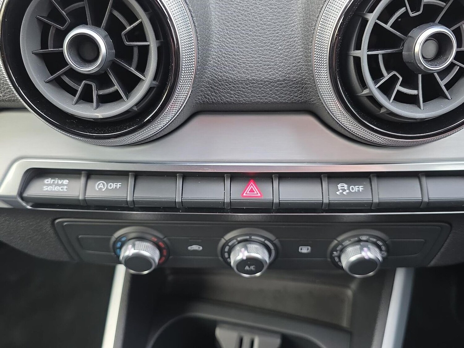 Used Audi Q2 2025 for sale - 78106369: Photo 24