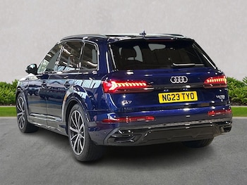 Used Audi Q7 2023 for sale - 76159567: Photo