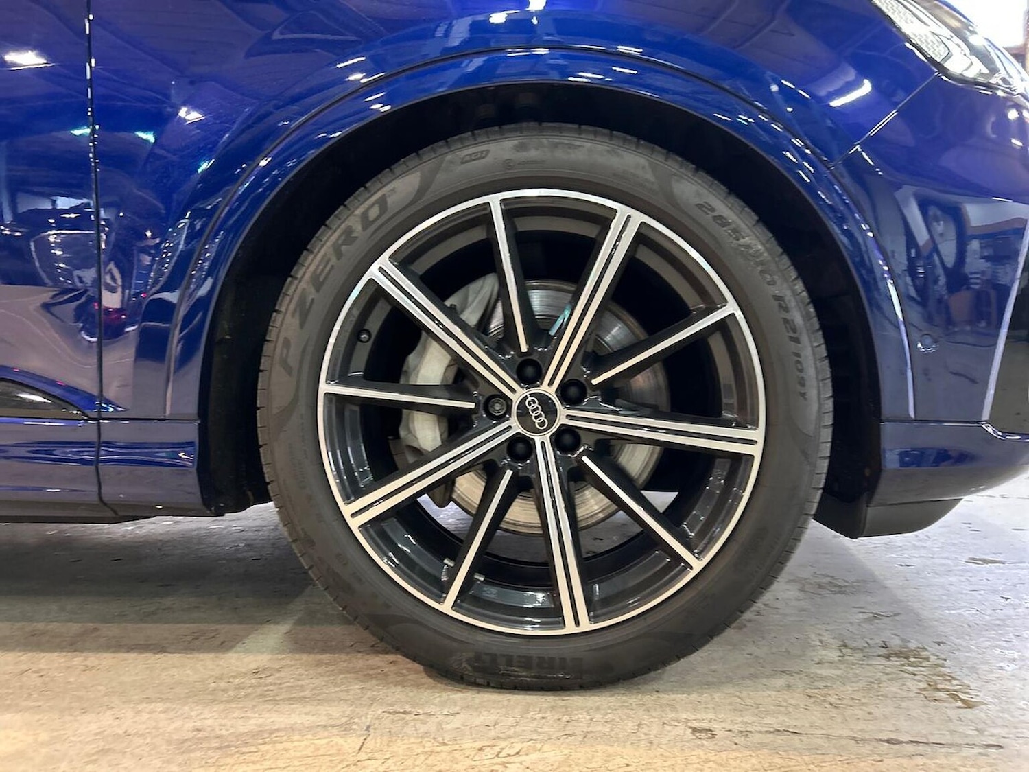 Used Audi Q7 2023 for sale - 76159567: Photo 6