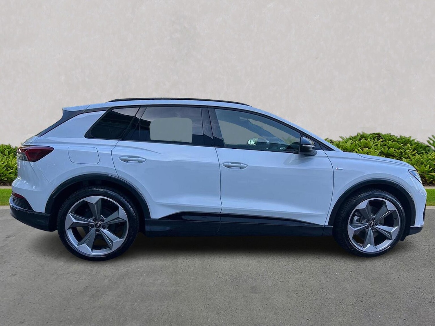 Used Audi Q4 e-tron 2025 for sale - 76478228: Photo 3