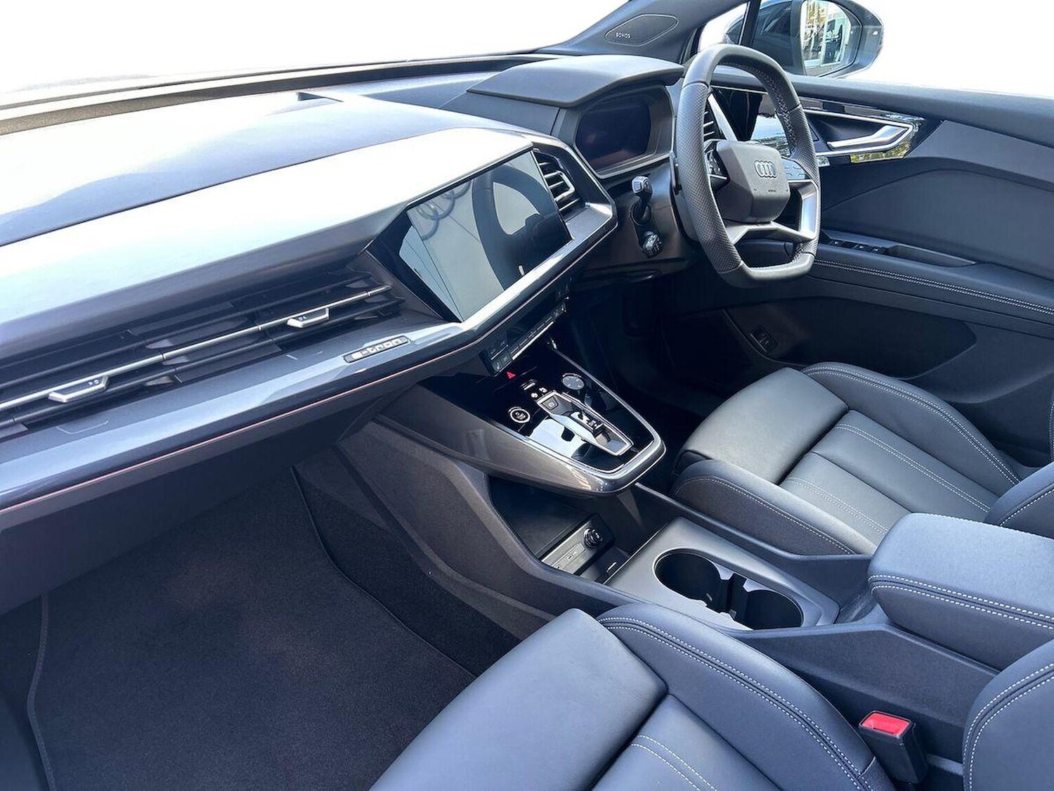 Used Audi Q4 e-tron 2025 for sale - 76478228: Photo 7