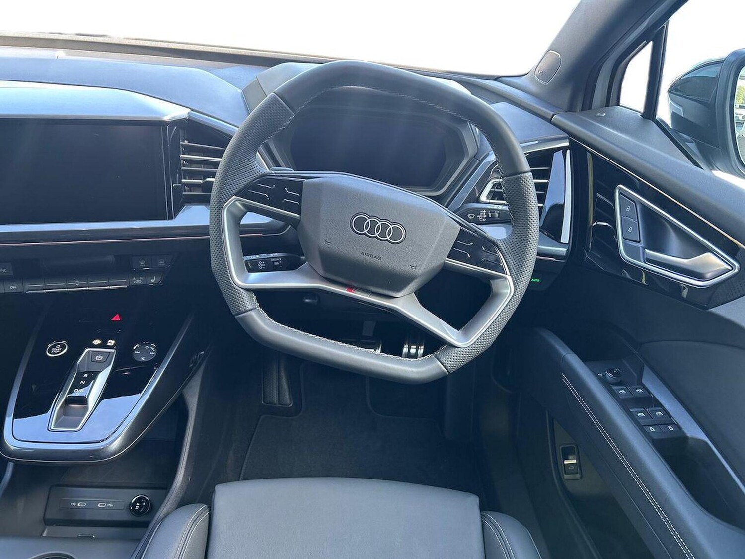 Used Audi Q4 e-tron 2025 for sale - 76478228: Photo 9