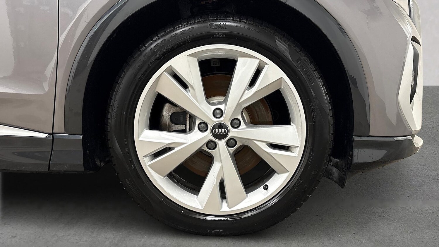 Used Audi Q4 e-tron 2023 for sale - 78194130: Photo 8