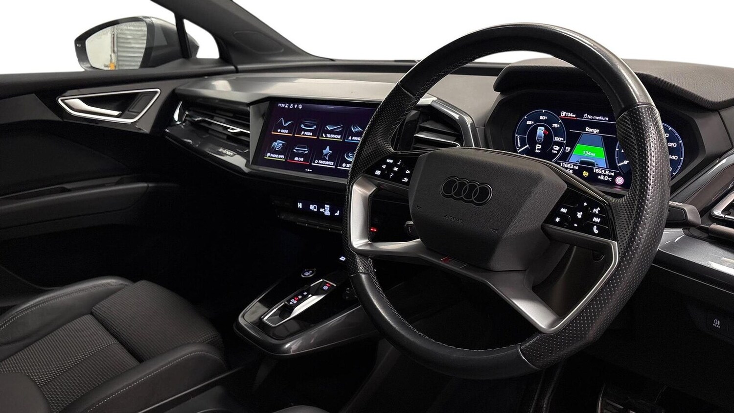 Used Audi Q4 e-tron 2023 for sale - 78194130: Photo 9