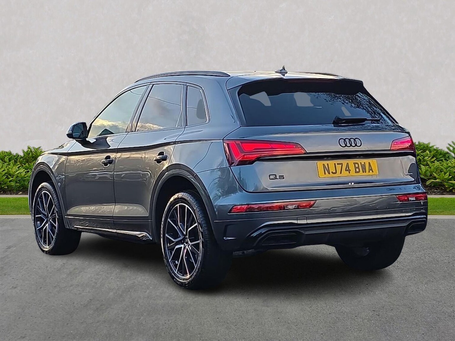 Used Audi Q5 2024 for sale - 76669477: Photo 2