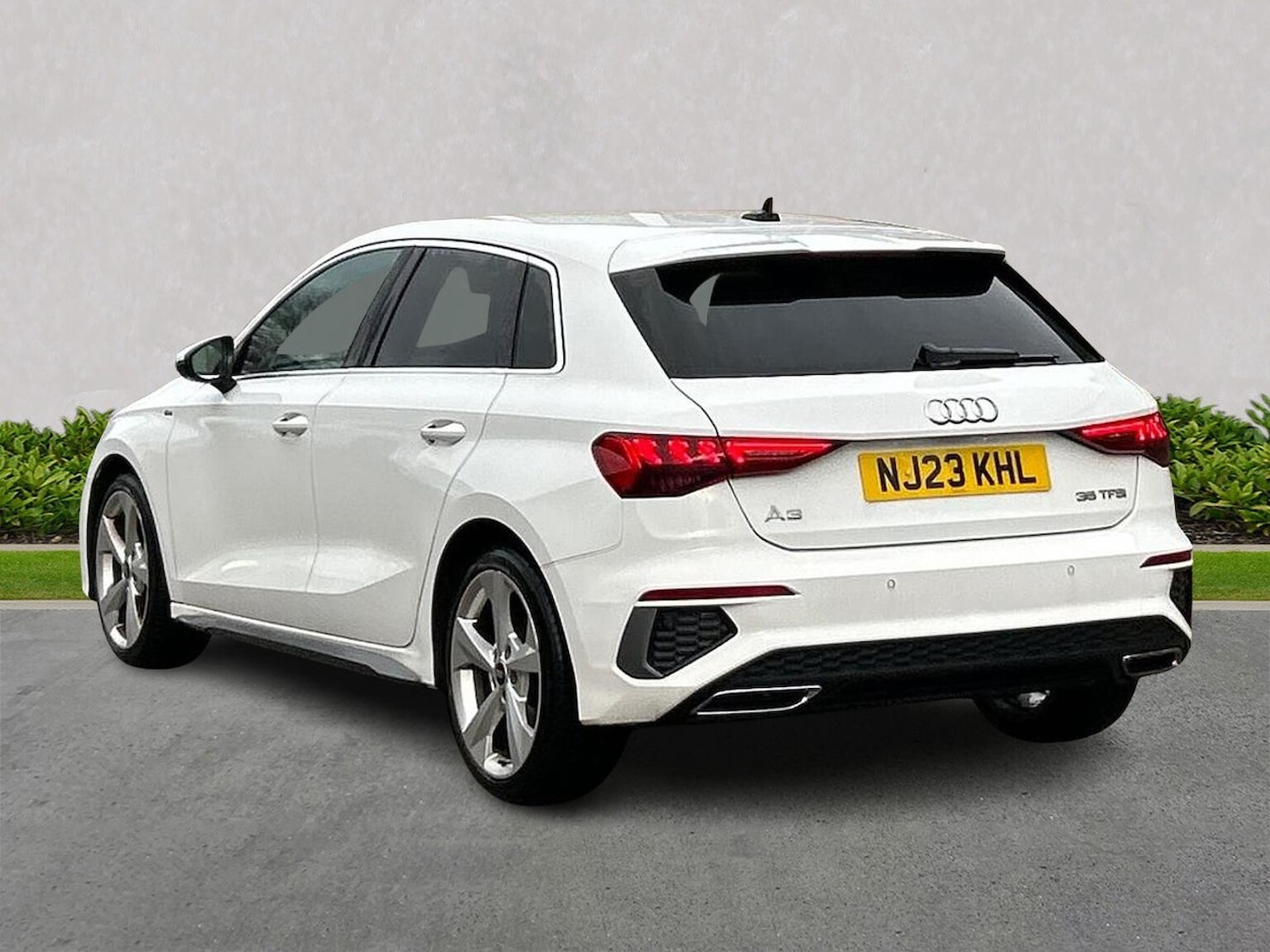 Used Audi A3 2023 for sale - 76719310: Photo 2