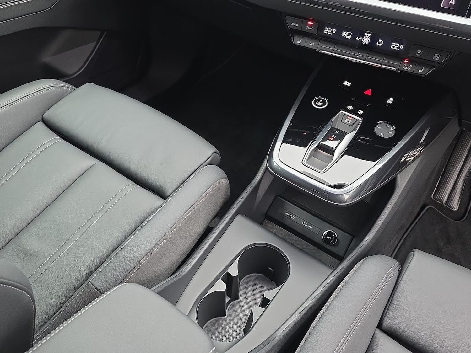 Used Audi Q4 e-tron 2025 for sale - 77492342: Photo 13