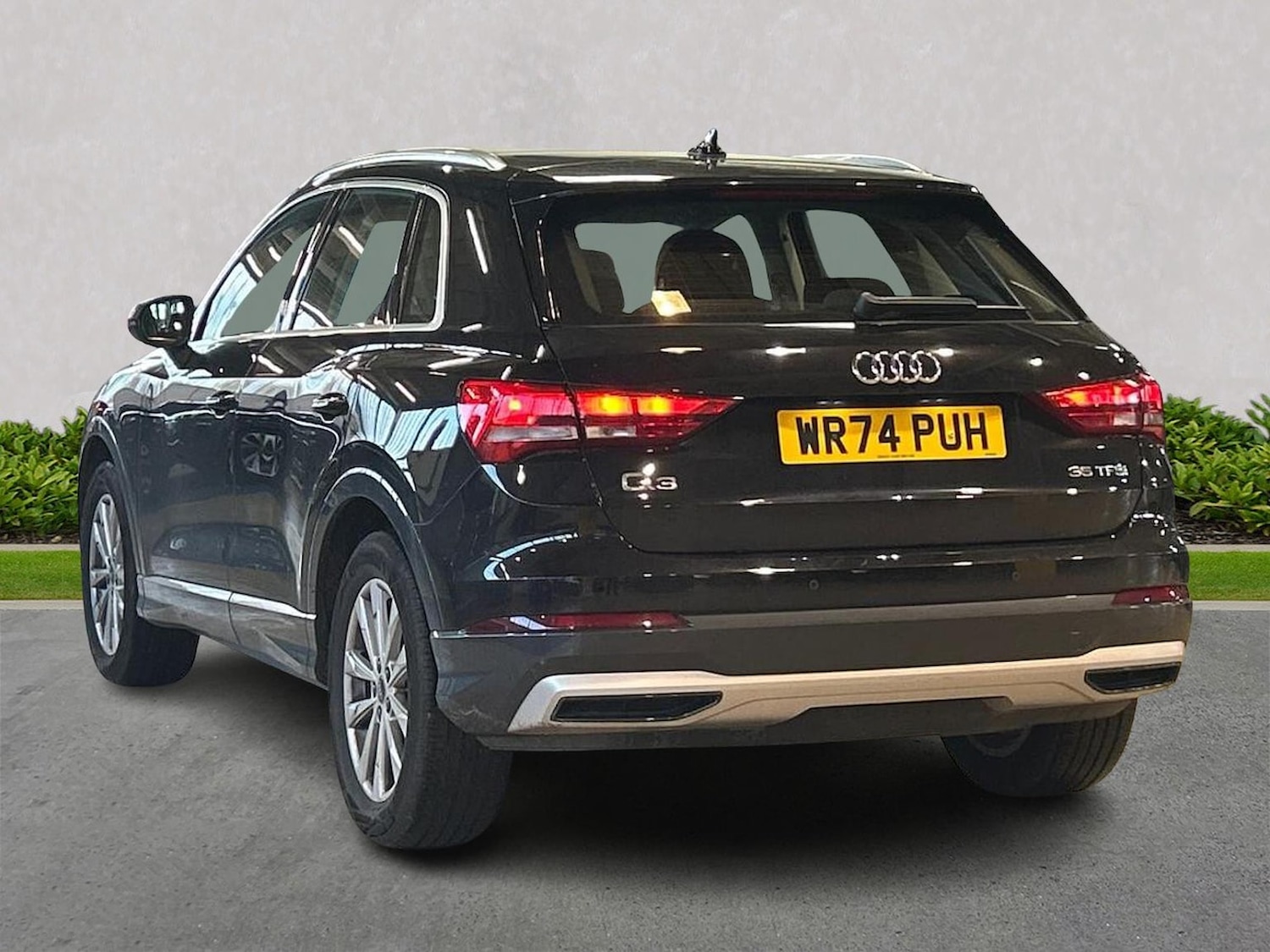 Used Audi Q3 2024 for sale - 77492340: Photo 2