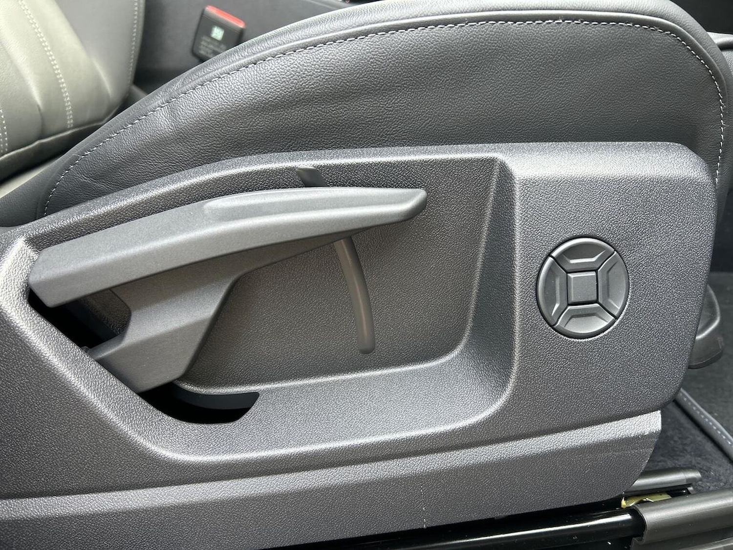 Used Audi Q5 2025 for sale - 76693400: Photo 30