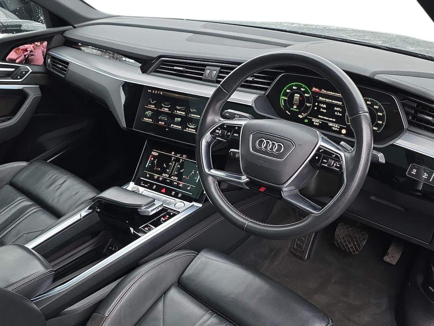 Used Audi e-tron 2021 for sale - 77492334: Photo 15