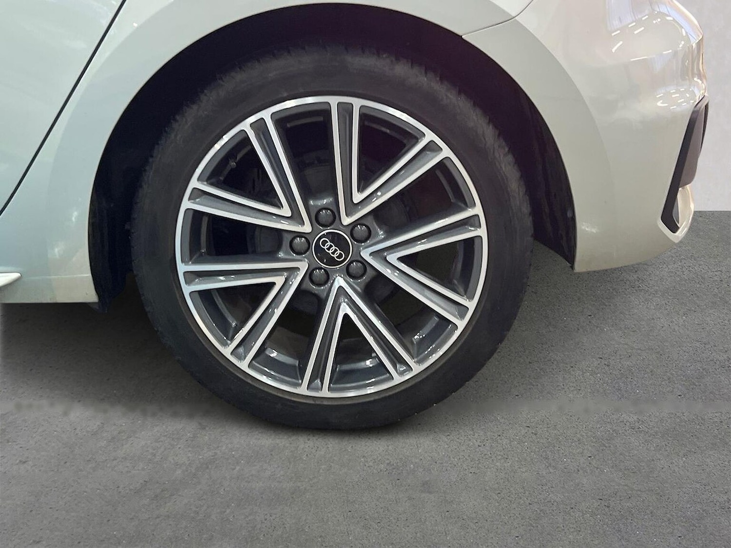 Used Audi A1 2023 for sale - 76490695: Photo 6