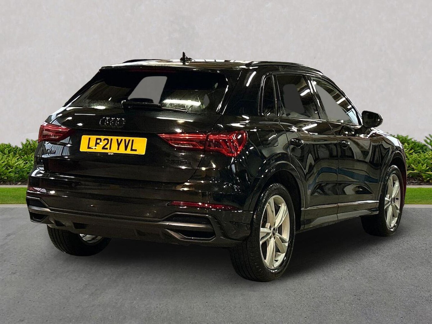 Used Audi Q3 2021 for sale - 76477289: Photo 18
