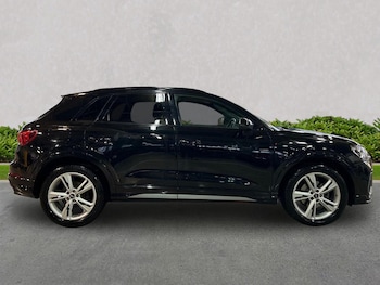 Used Audi Q3 2021 for sale - 76477289: Photo