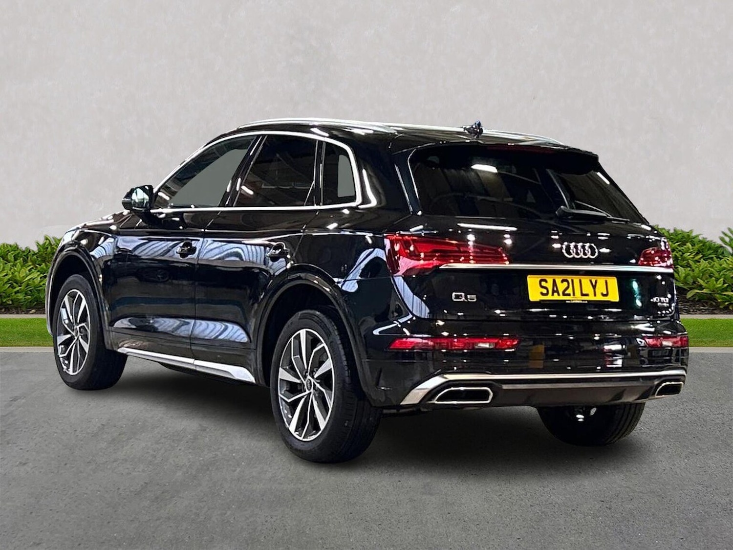 Used Audi Q5 2021 for sale - 76477294: Photo 2