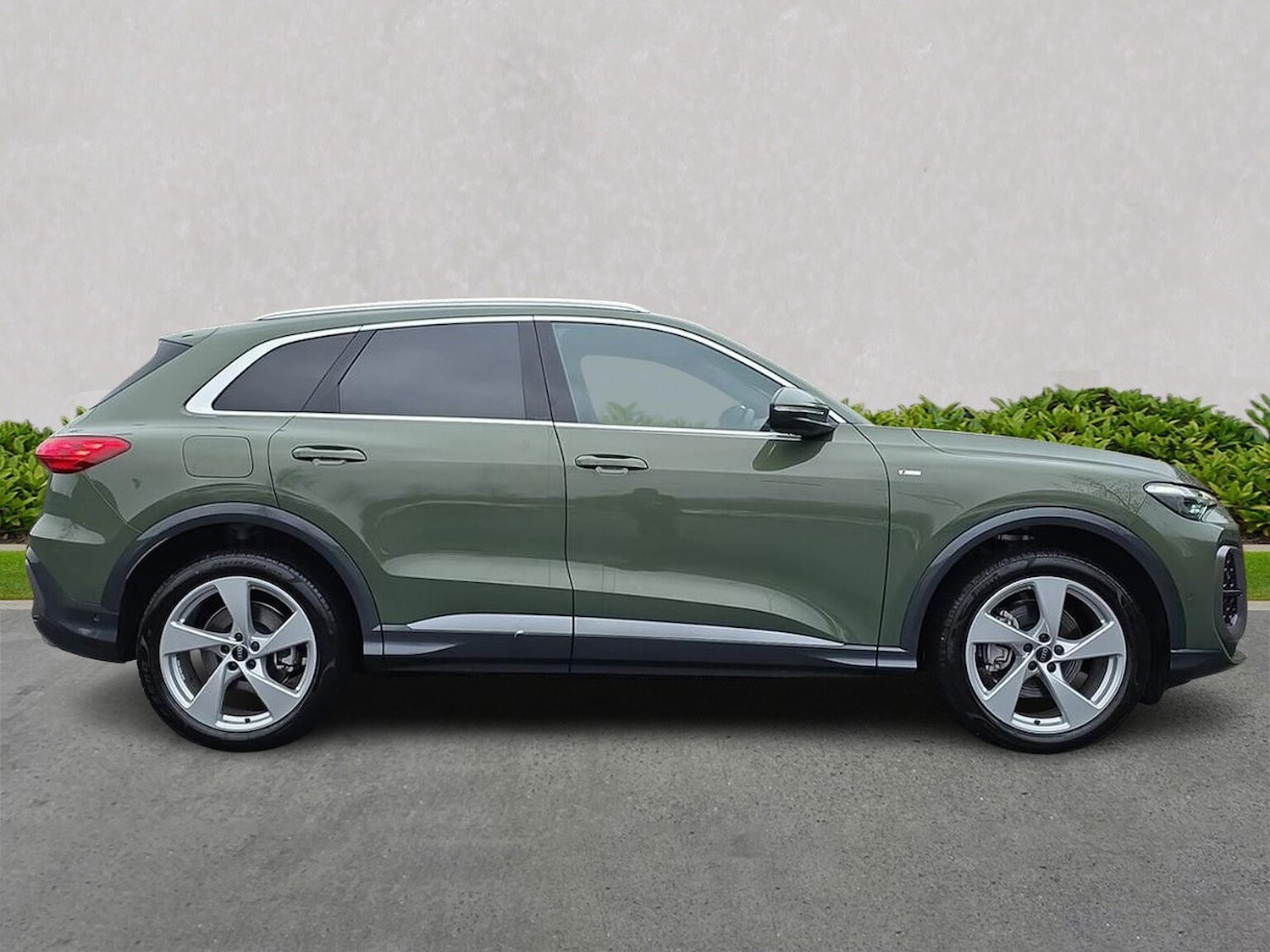 Used Audi Q5 2025 for sale - 77775122: Photo 3