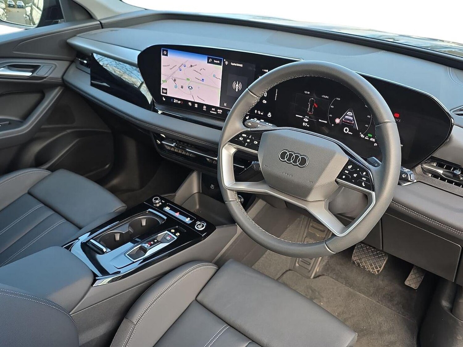 Used Audi Q6 e-tron 2025 for sale - 78194017: Photo 17