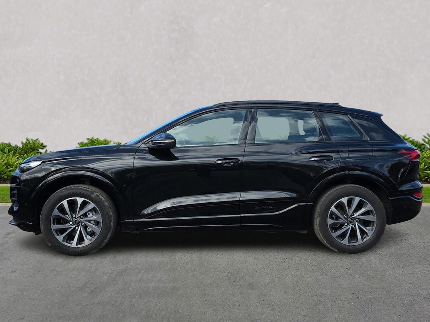 Used Audi Q6 e-tron 2025 for sale - 78194017: Photo 21