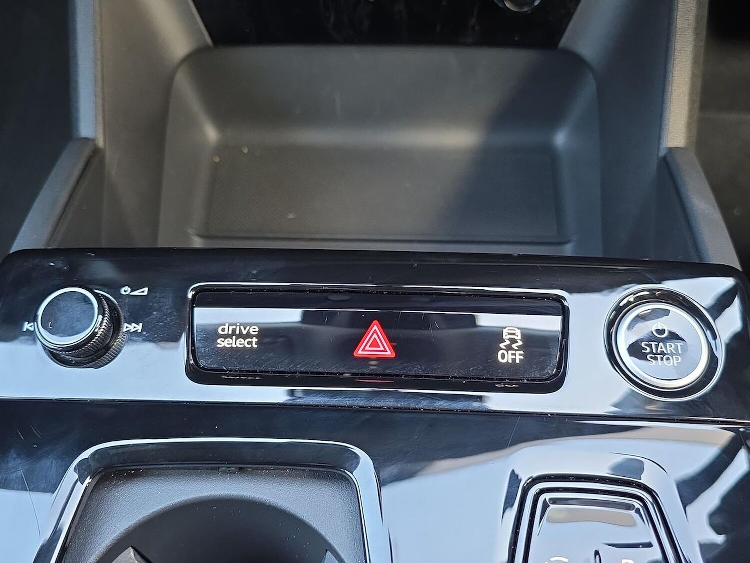 Used Audi Q6 e-tron 2025 for sale - 78194017: Photo 24