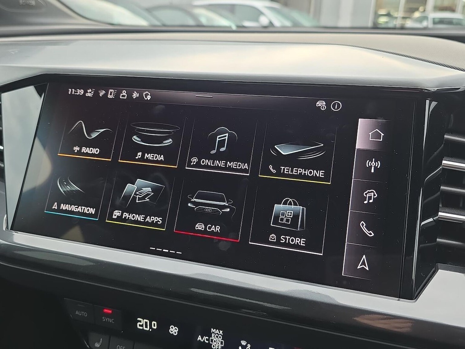 Used Audi Q4 e-tron 2025 for sale - 76492430: Photo 11