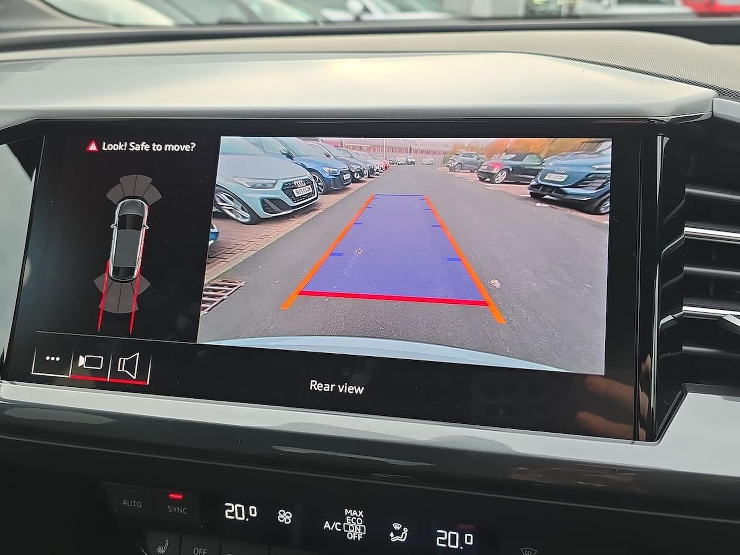 Used Audi Q4 e-tron 2025 for sale - 76492430: Photo 23