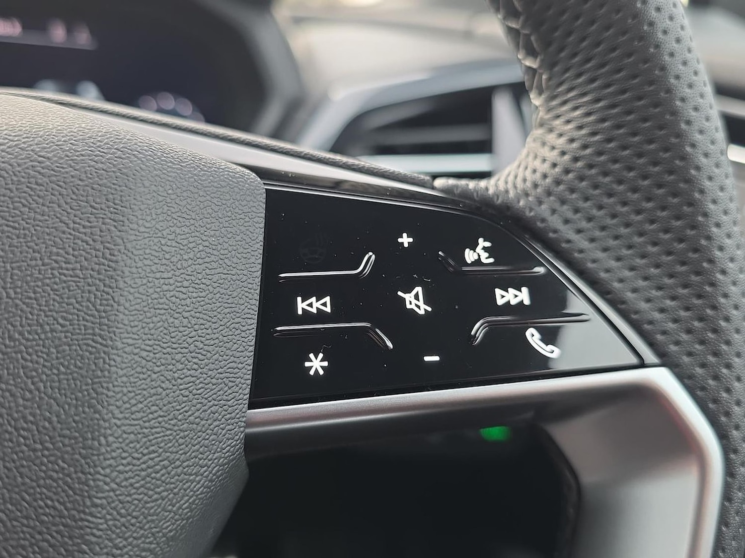 Used Audi Q4 e-tron 2025 for sale - 76492430: Photo 26